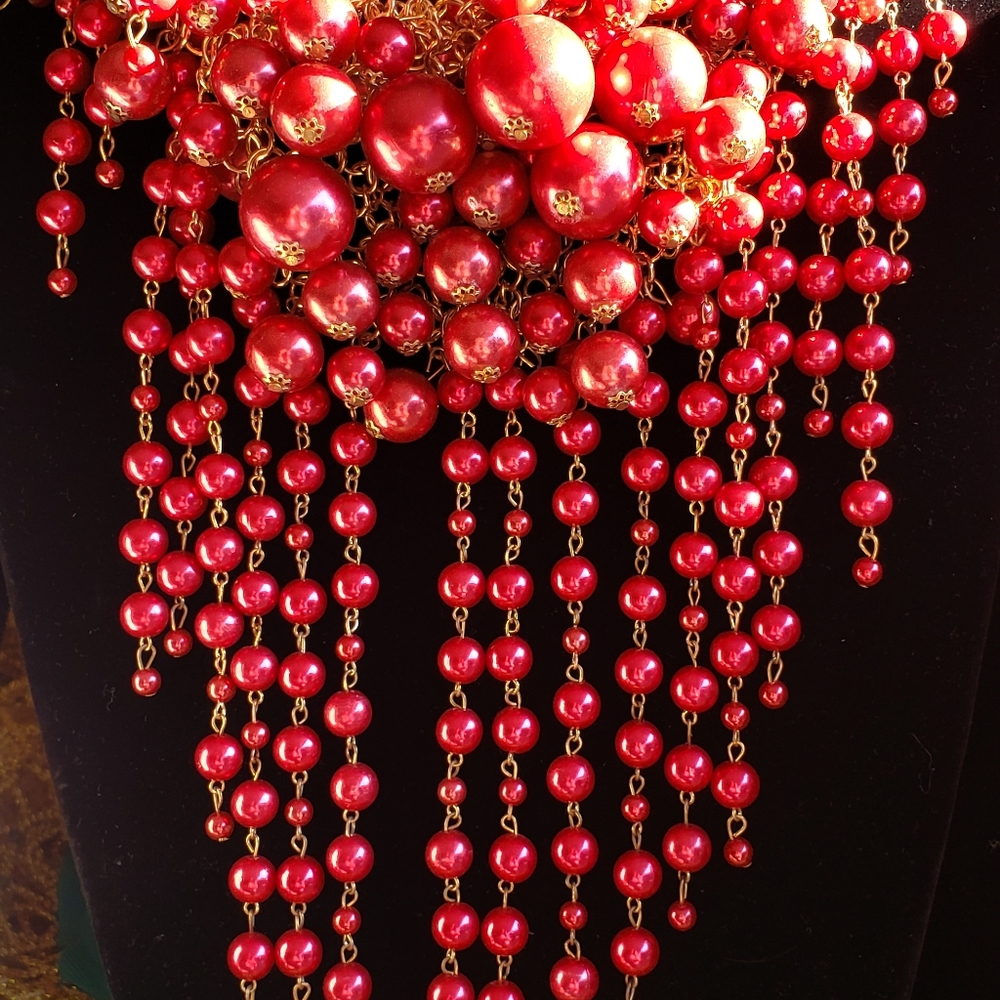 Neckkace - Picture 2 of 2